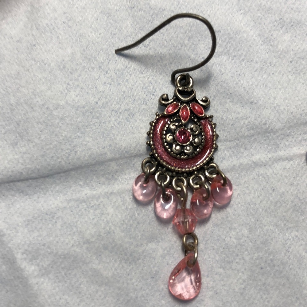 DANGLING EARRINGS - Picture 2 of 4